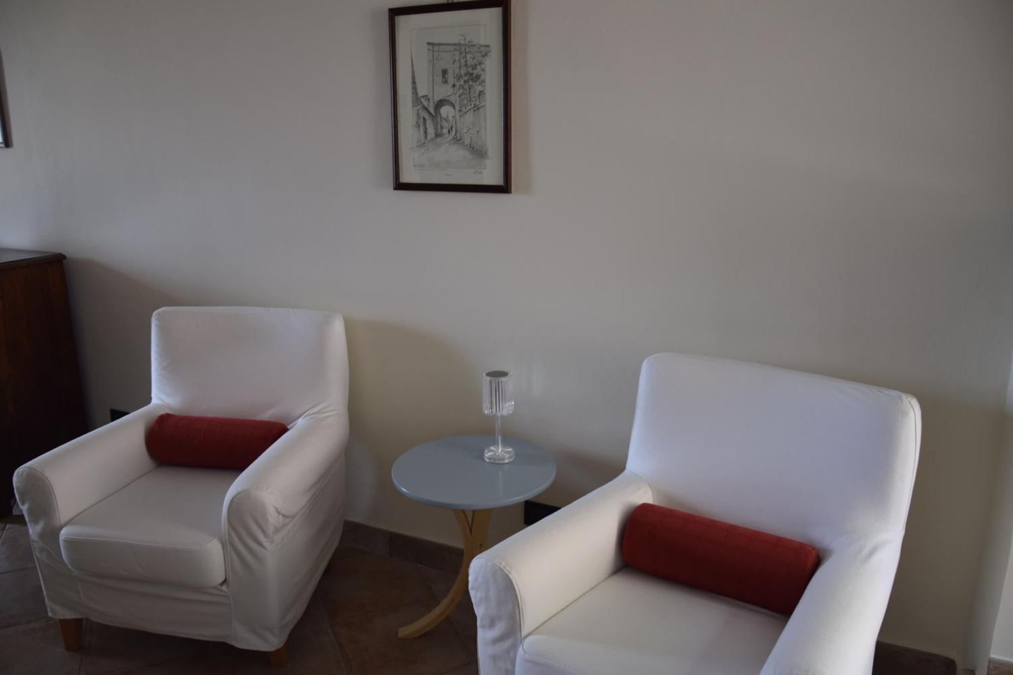An Tij Sle - Nel Cuore Del Borgo Guarene Exteriör bild