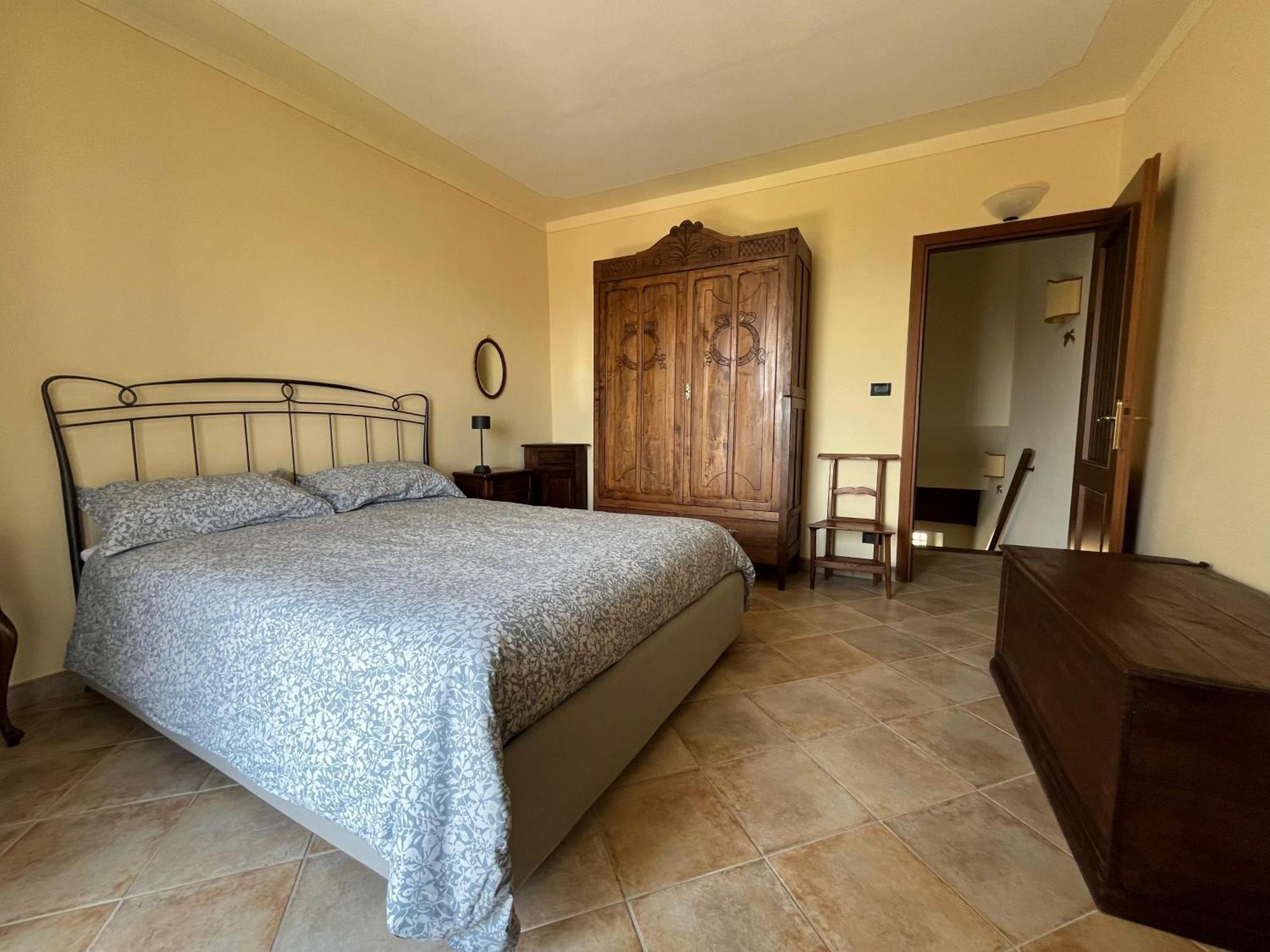 An Tij Sle - Nel Cuore Del Borgo Guarene Exteriör bild